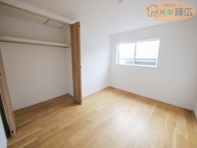明石市第12大久保町山手台（全2）2号棟未入居の子供部屋