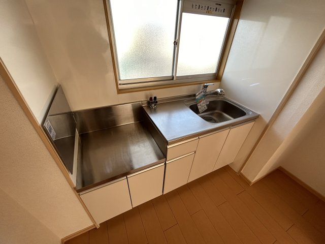 神戸市西区持子３丁目のアパートのキッチン