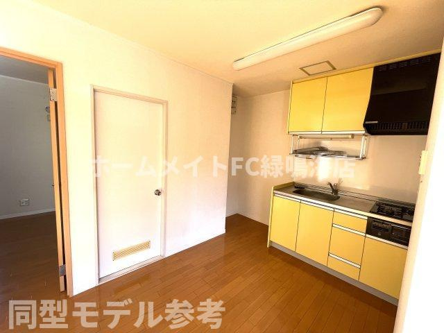 ハビテーション要のキッチン
