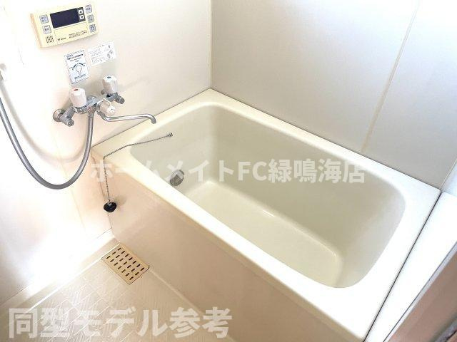 ハビテーション要の浴室