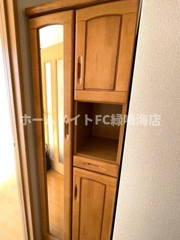 ハビテーション要の収納