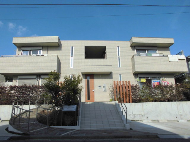 横浜市都筑区高山の賃貸マンション