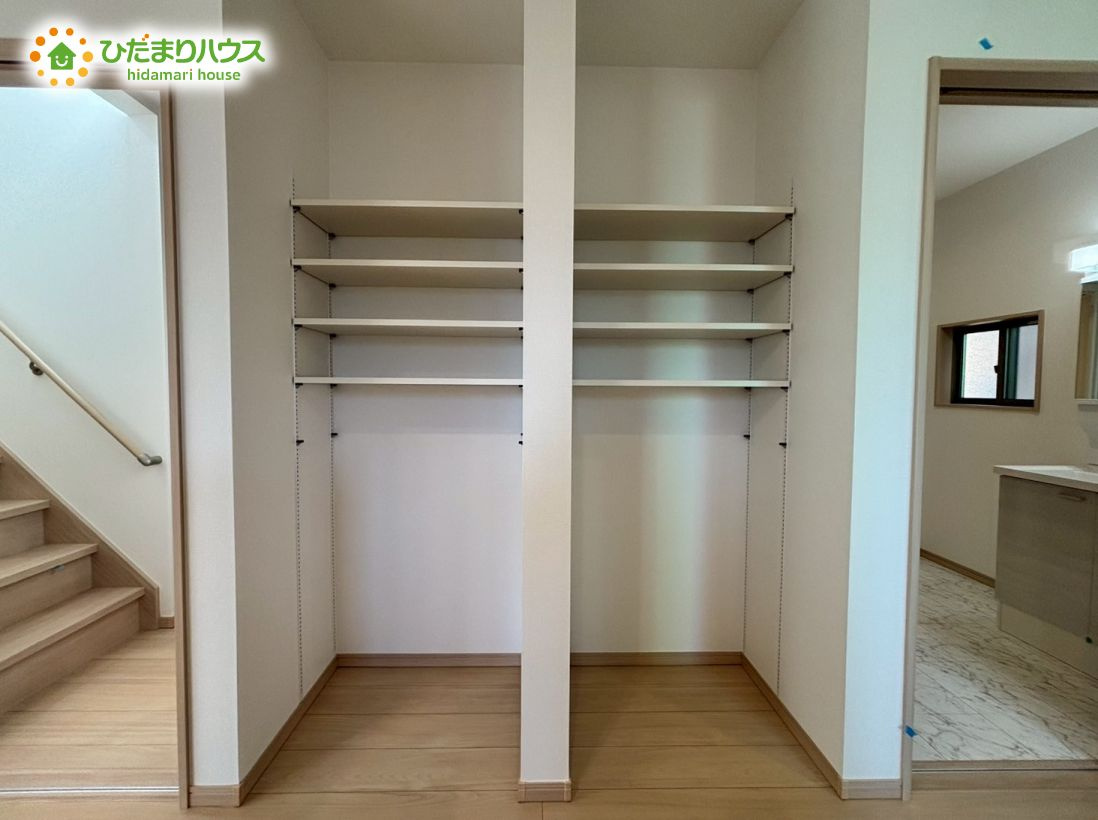 滑川町月の輪　第2期　新築一戸建て　ワイウッドコート　02の収納