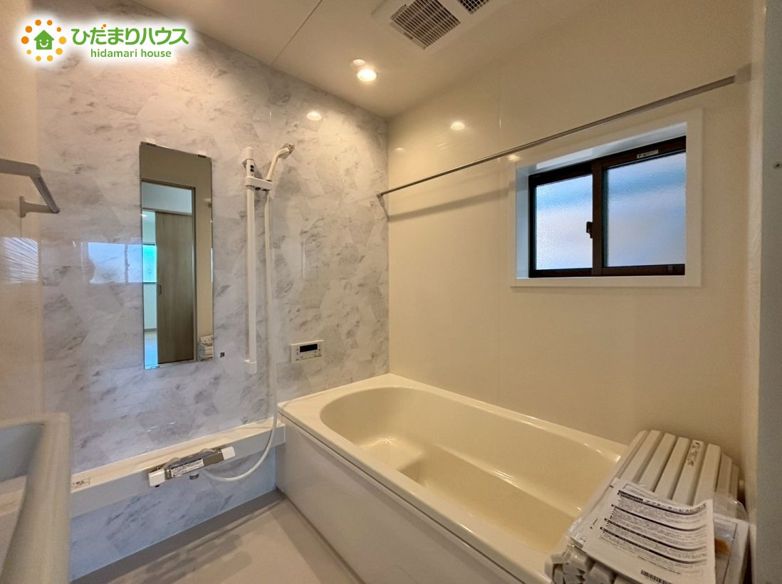 滑川町月の輪　第2期　新築一戸建て　ワイウッドコート　02の浴室
