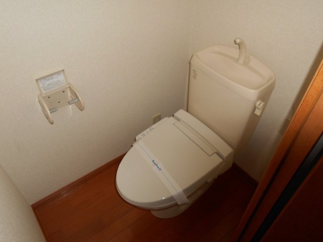 レオパレスbelsuonoのトイレ|コンパクトで使いやすいトイレです
