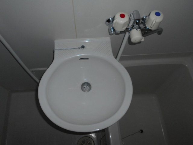 レオパレスbelsuonoの洗面所|スペースが確保できる洗面所です