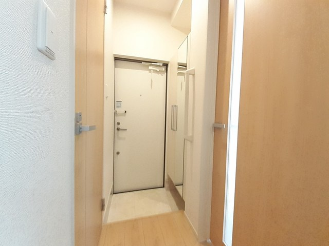ロンガヴィータ和泉の玄関