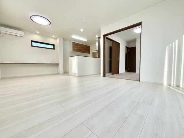 市川市大野町１丁目の居間・リビング|建築施工例