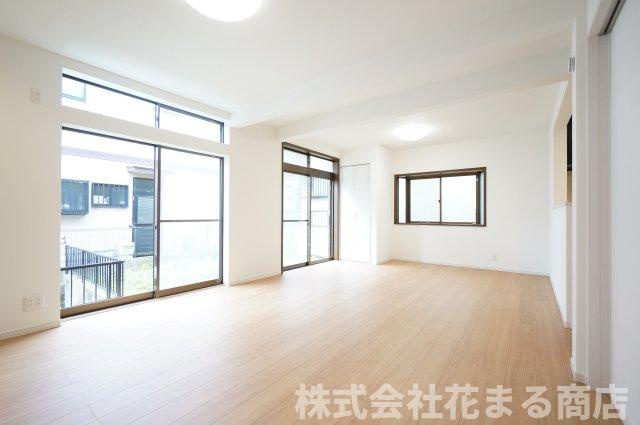 中古　八千代市八千代台の居間・リビング|＊当日ご案内可＊ご希望の物件まとめてご案内！弊社が掲載していない物件でもOK♪お気軽にご相談ください ♪お電話でのお問合わせがスムーズ♪