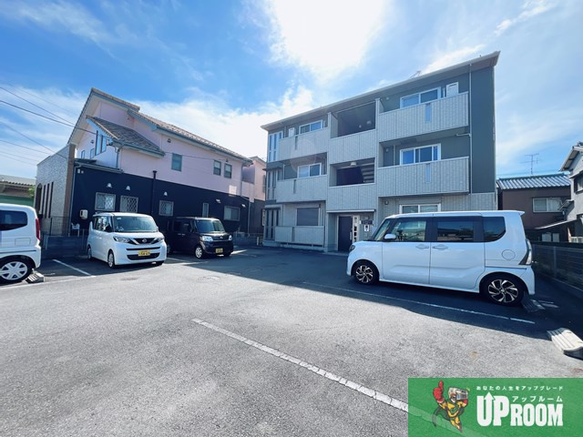 シリウスの駐車場