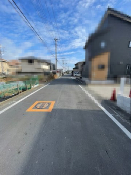 【土地】川越市小堤建築条件無し売地の前面道路含む現地写真|前面道路含む現地写真です