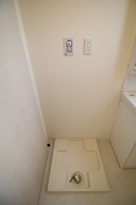 【設備】 | Praf５ | 室内洗濯機置場