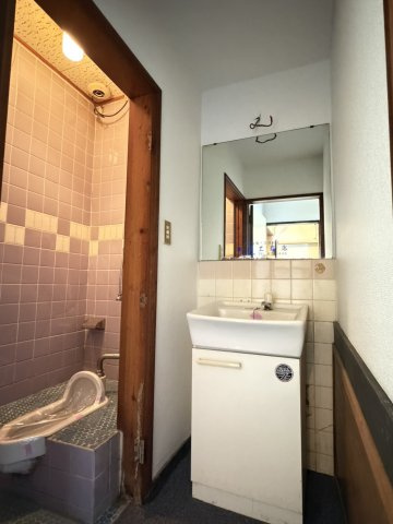 植田中央店舗Bの洗面所