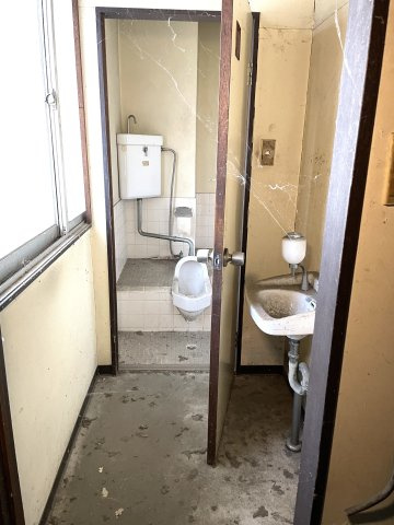 辻町住宅併用店舗のバルコニー