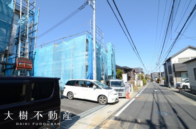 【外観】 | 海老名市上郷1丁目　新築戸建て　全５棟【仲介手数料無料】 | ※令和7年3月上旬に撮影