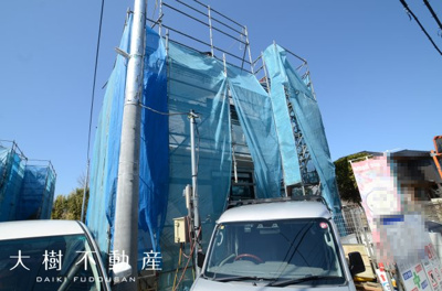 【外観】 | 海老名市上郷1丁目　新築戸建て　全５棟【仲介手数料無料】 | ※令和7年3月上旬に撮影