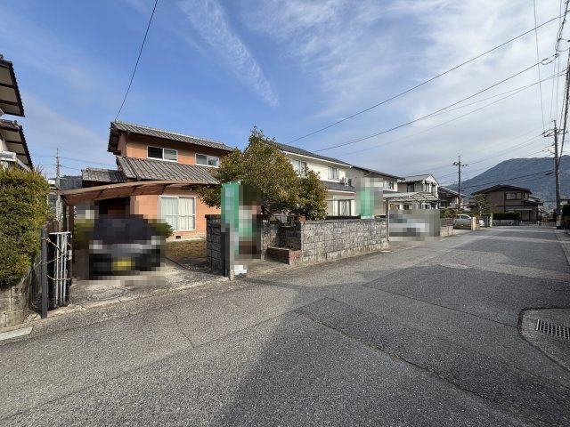 中古戸建　安佐町大字くすの木台の前面道路含む現地写真