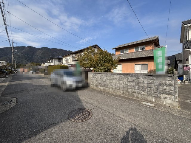 中古戸建　安佐町大字くすの木台の前面道路含む現地写真