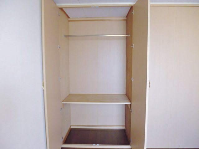 ダイコーポ西藤江の収納