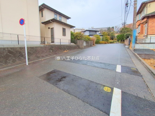 祝　成約済み　八王子市　鹿島　新築戸建て　１期の前面道路含む現地写真|～仲介手数料無料☆八王子ひなた不動産～八王子市鹿島　新築戸建て