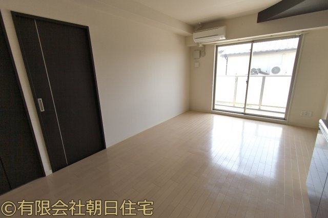 チェリーツリータウンの居間・リビング