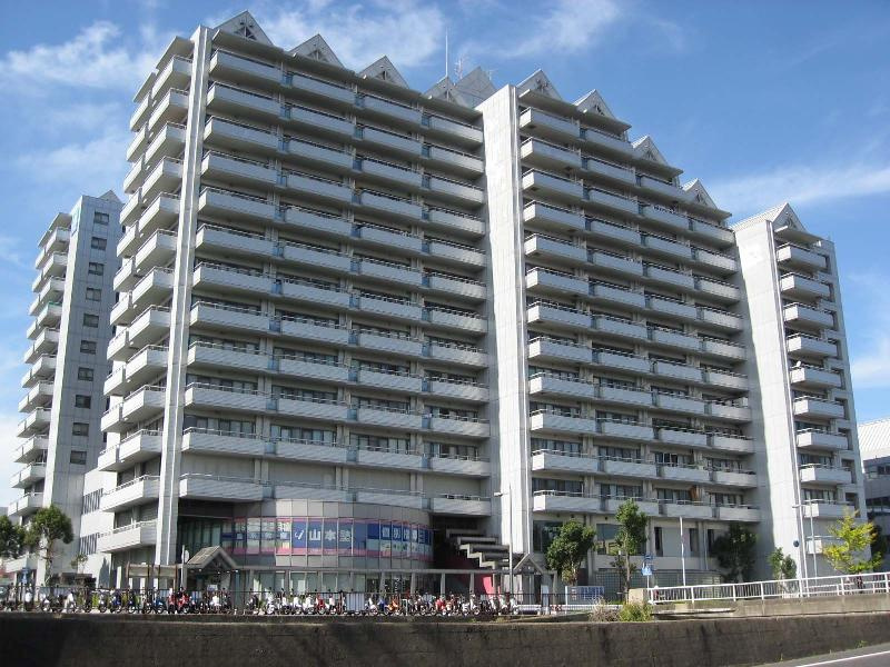レバンテ垂水３番館の外観