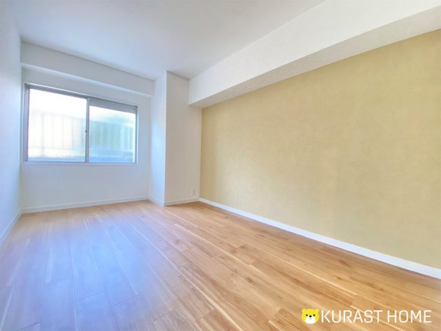 桂川ハイツ4号棟　1階の洋室