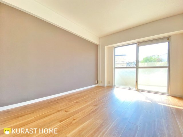 桂川ハイツ4号棟　1階の洋室|洋室6.5帖