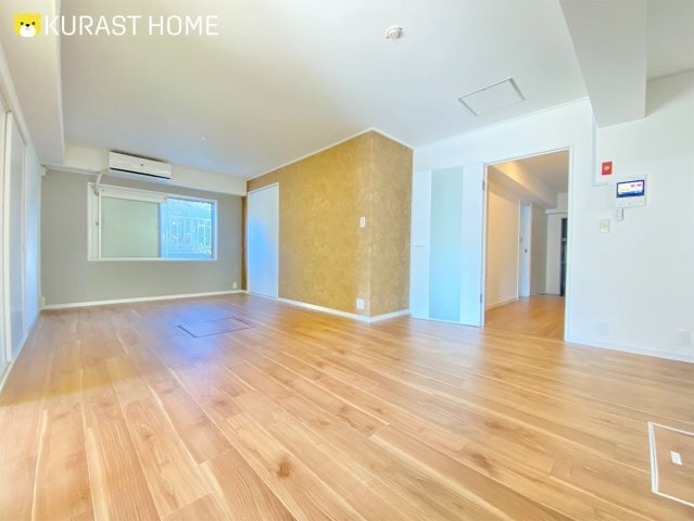 桂川ハイツ4号棟　1階の居間・リビング