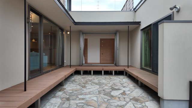 【中古戸建】城南区七隈8丁目の庭