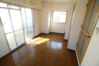 【居間・リビング】