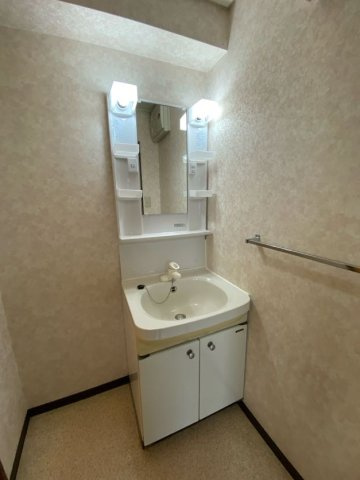 ハイツ兵庫の洗面所