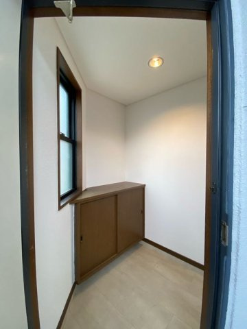 ハイツ兵庫の玄関