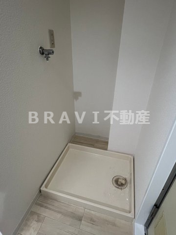 サンライン成育　BRAVI不動産の内装|【サンライン成育】洗濯パン
