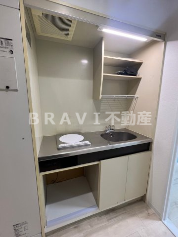 サンライン成育　BRAVI不動産のキッチン|【サンライン成育】キッチンです