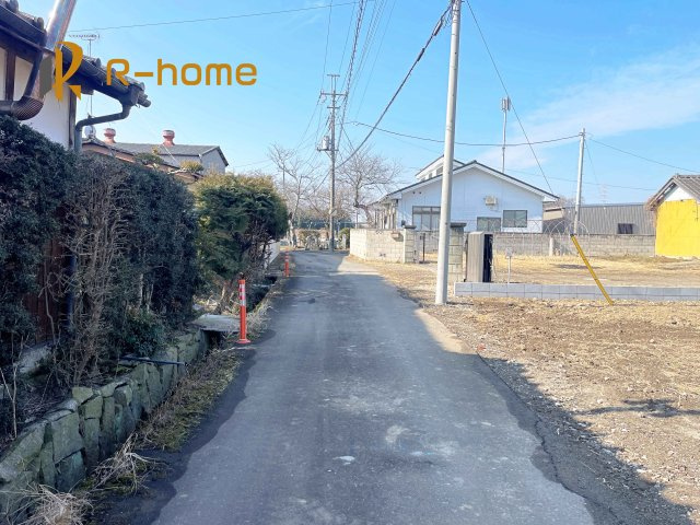下妻市下栗1期　2号地の前面道路含む現地写真|周辺環境も併せて案内致します♪
閑静な住宅地で笑顔あふれる新生活！
ぜひ現地へお越しください♪