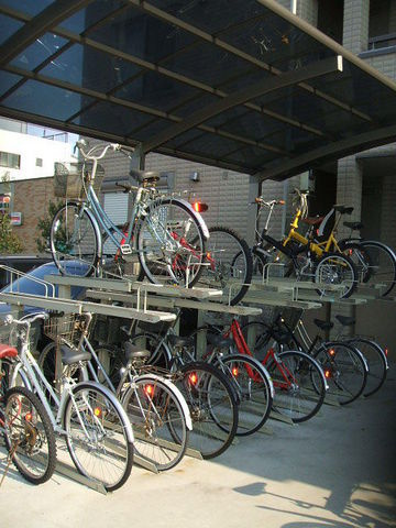 アイ・ホームズのその他共用部分|入居者専用の自転車置場