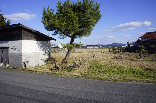 斐川町名島　土地　約211坪　建築条件無しの外観