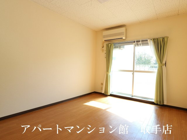 TNサニーハイツの居間・リビング