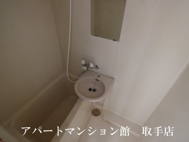 TNサニーハイツの浴室