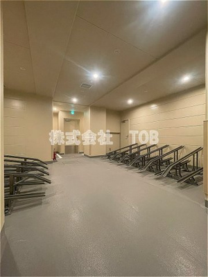 【その他共用部分】 | クレストコート世田谷松原 | 駐輪スペース