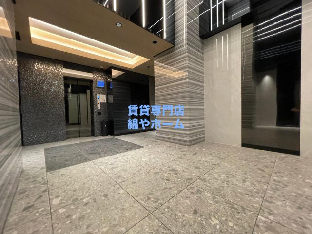 エスライズ難波Ⅲのロビー|落ち着いたロビーです