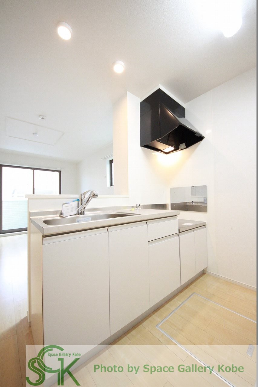 サージェ林　Ⅱのキッチン|※お部屋により仕様が異なる場合があります。