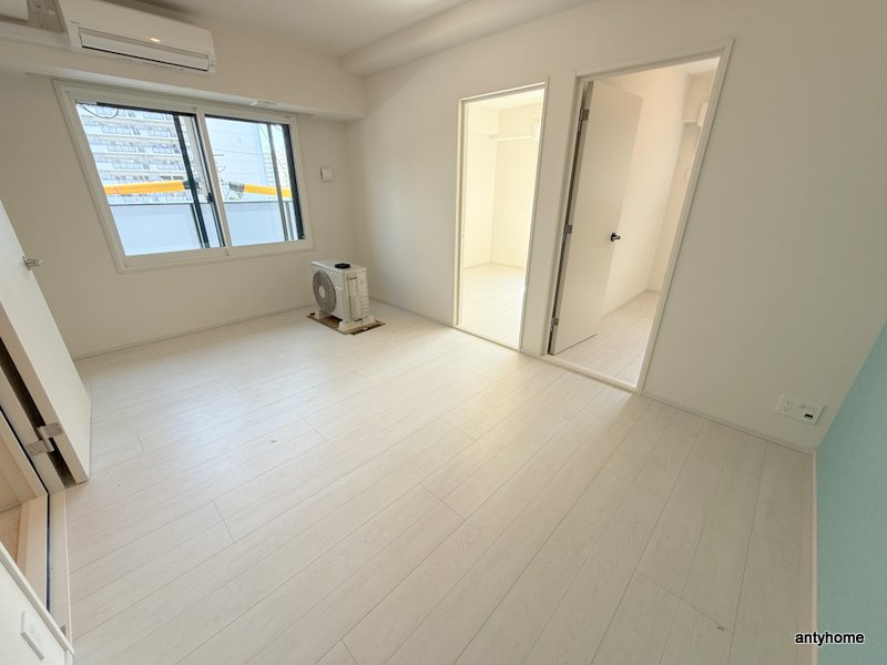 THE MUSIC COURT  仲介手数料無料の居間・リビング