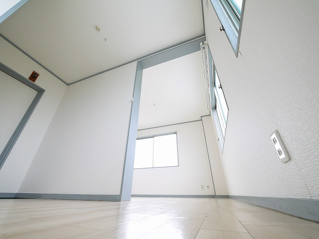 サワダビルの内装