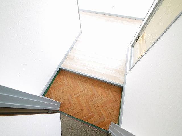 サワダビルの内装