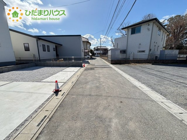 深谷市上野台　第22　新築一戸建て　リーブルガーデン　02の前面道路含む現地写真|閑静な住宅地で叶える穏やかな新生活☆彡

