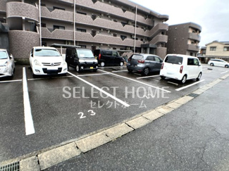 【駐車場】 | 駐車場に車を止められます