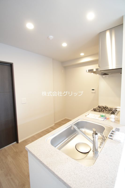 ラティエラ横濱大通り公園のキッチン