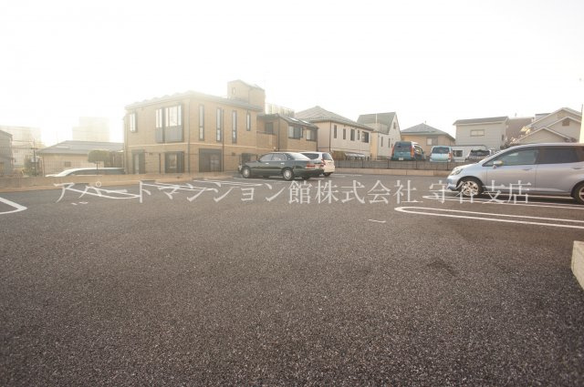 コージンハウス守谷の駐車場